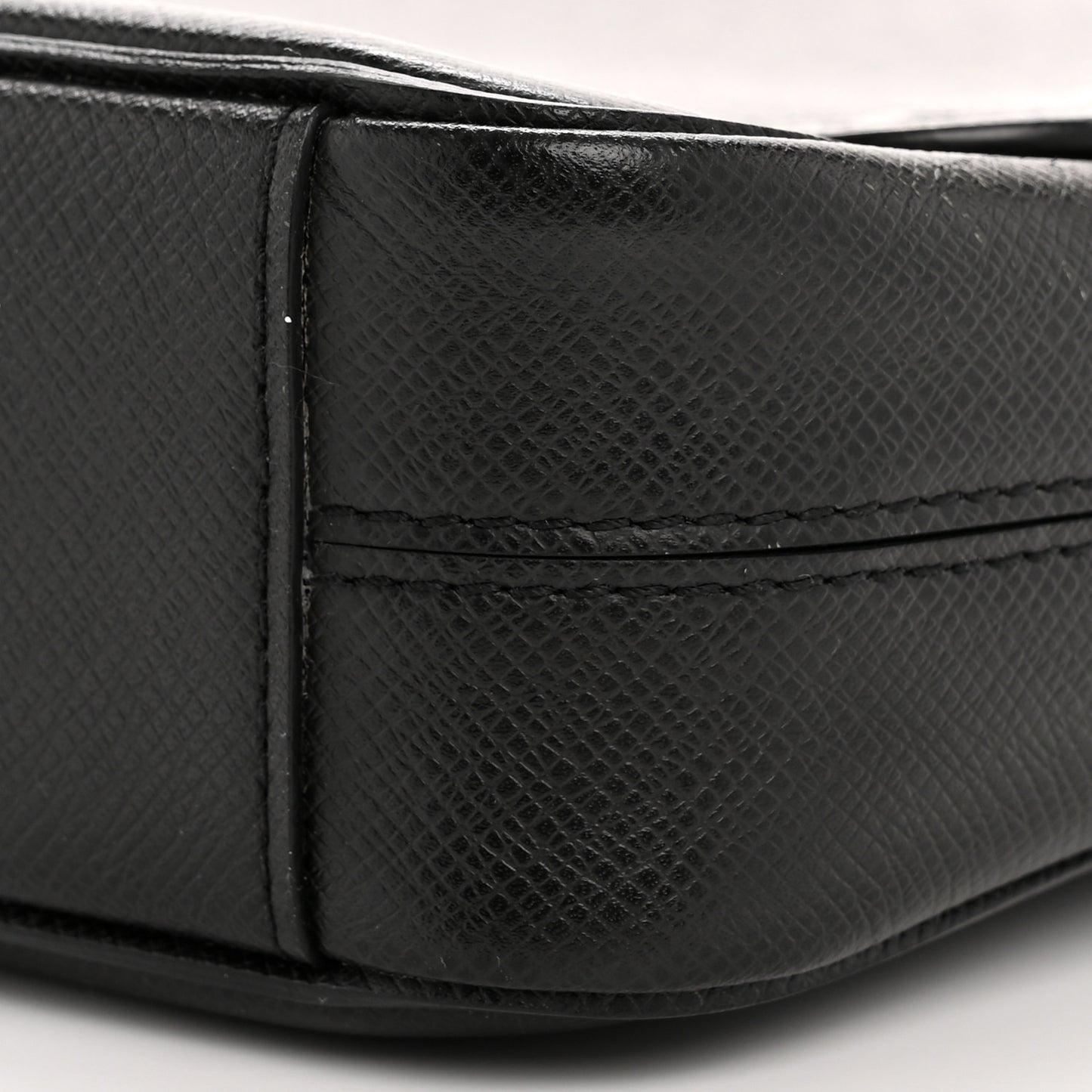 Taiga Roman PM Messenger Black