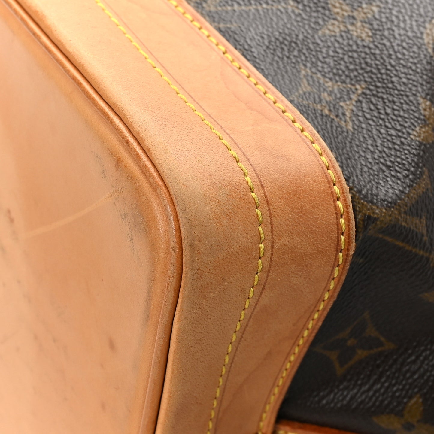 Monogram Noe