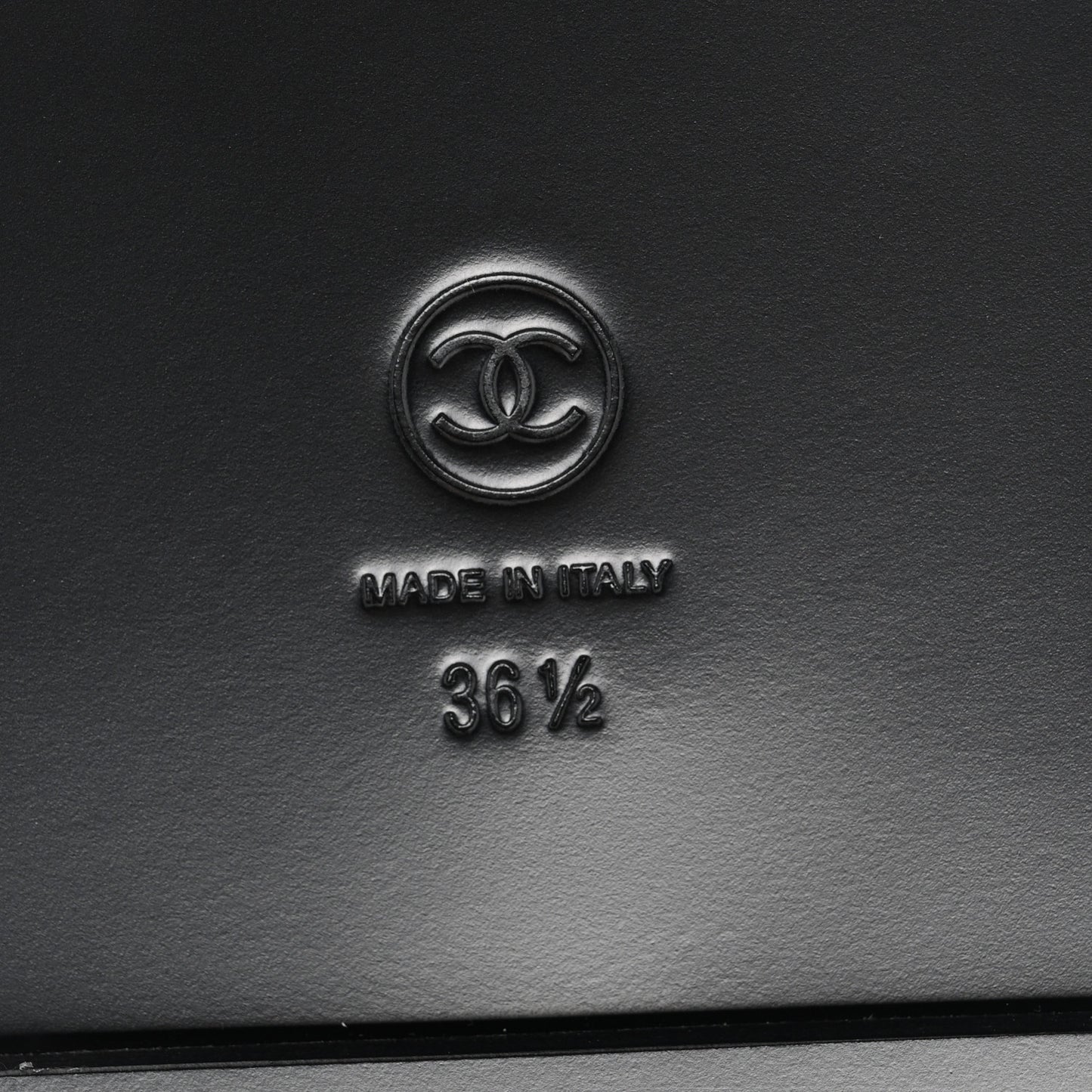 Grained Calfskin Velcro Dad Sandals 36.5 Black