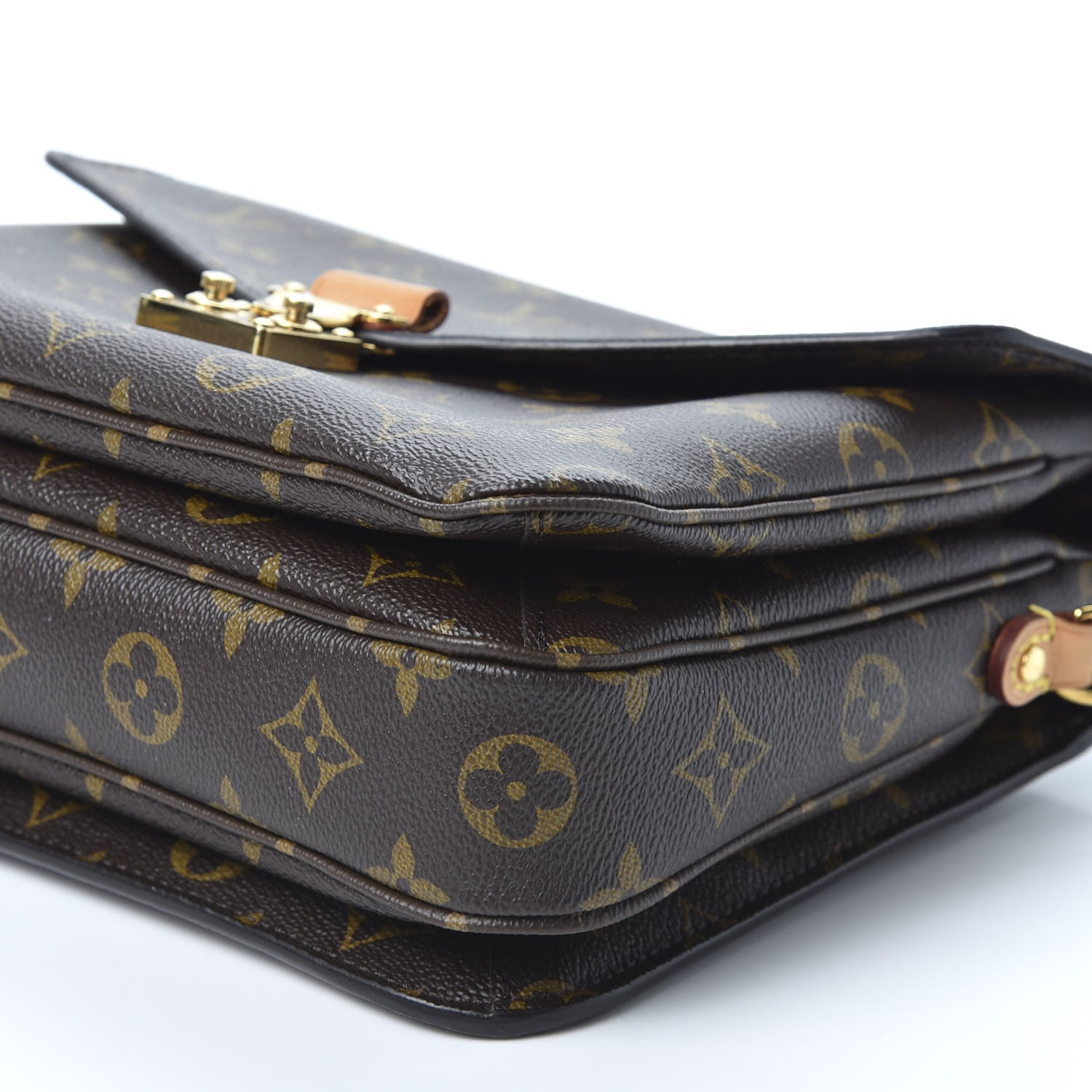 Louis Vuitton Monogram Pochette Metis 6 of 10