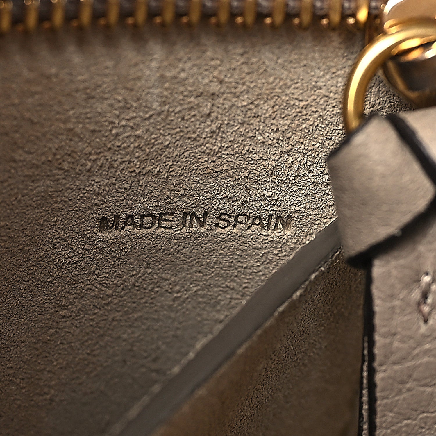 Chloe Calfskin Suede Medium Pixie Shoulder Bag Motty Grey 7 of 9