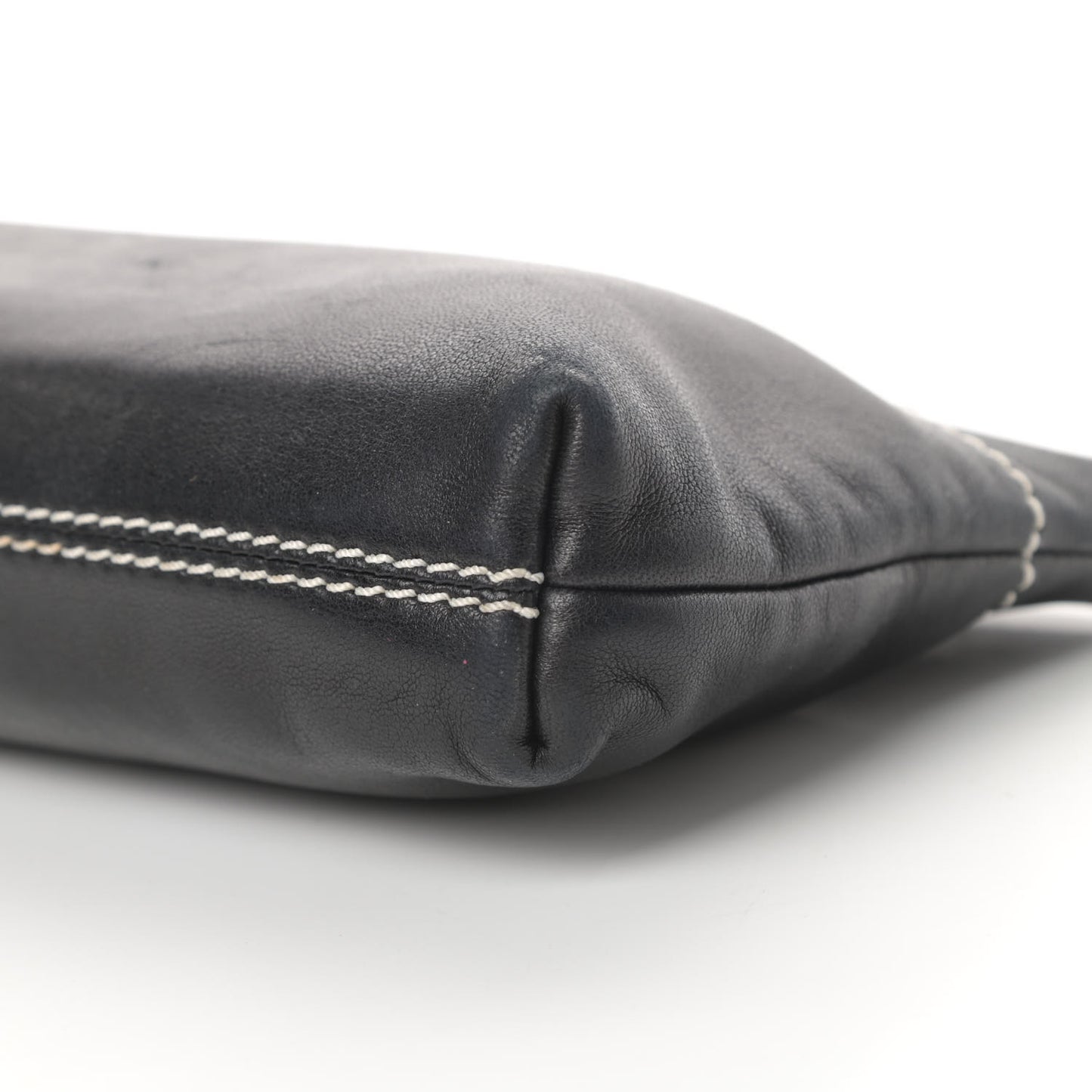 Lambskin Lax Pochette Black