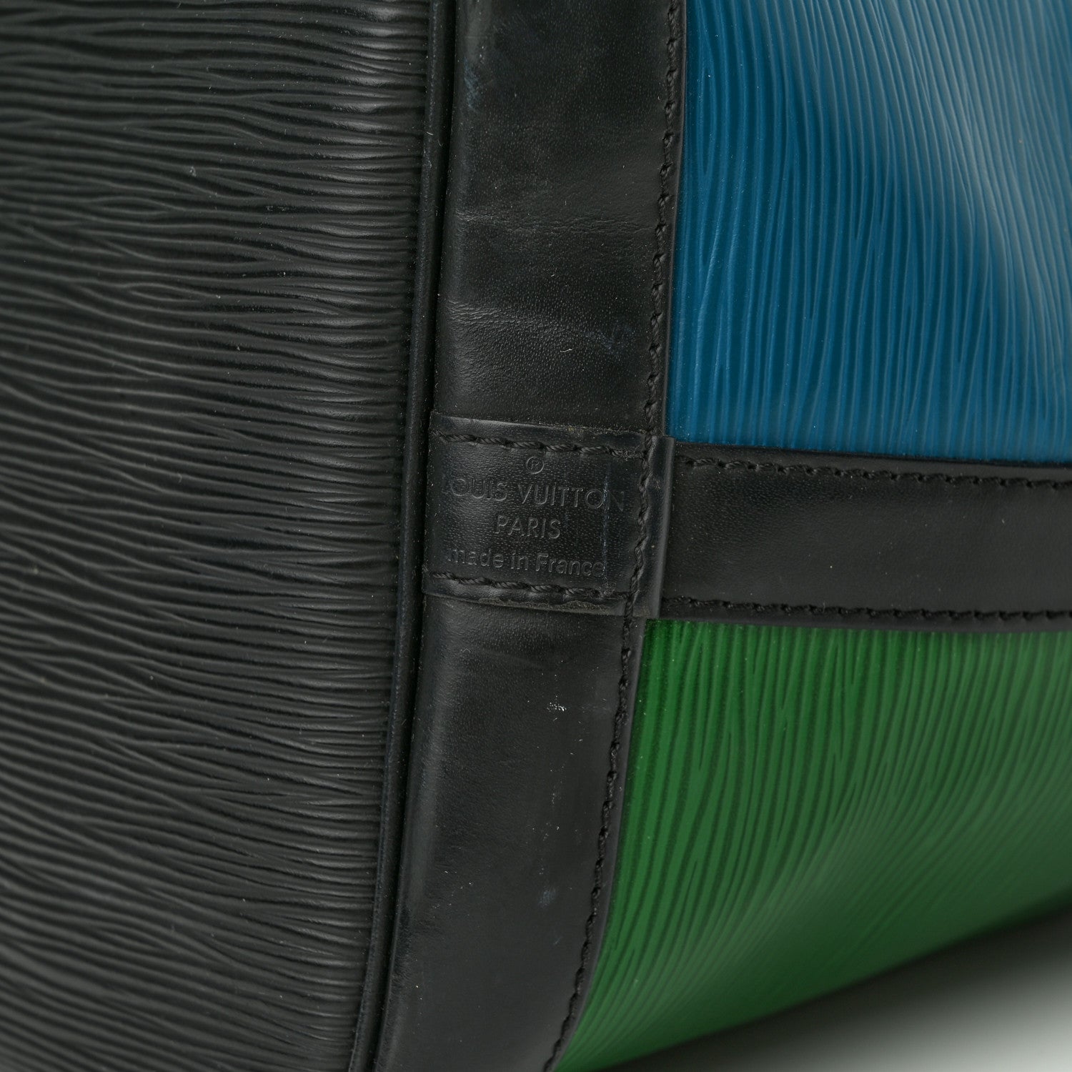 Louis Vuitton Epi Tri-Color Petit Noe Cyan 6 of 12