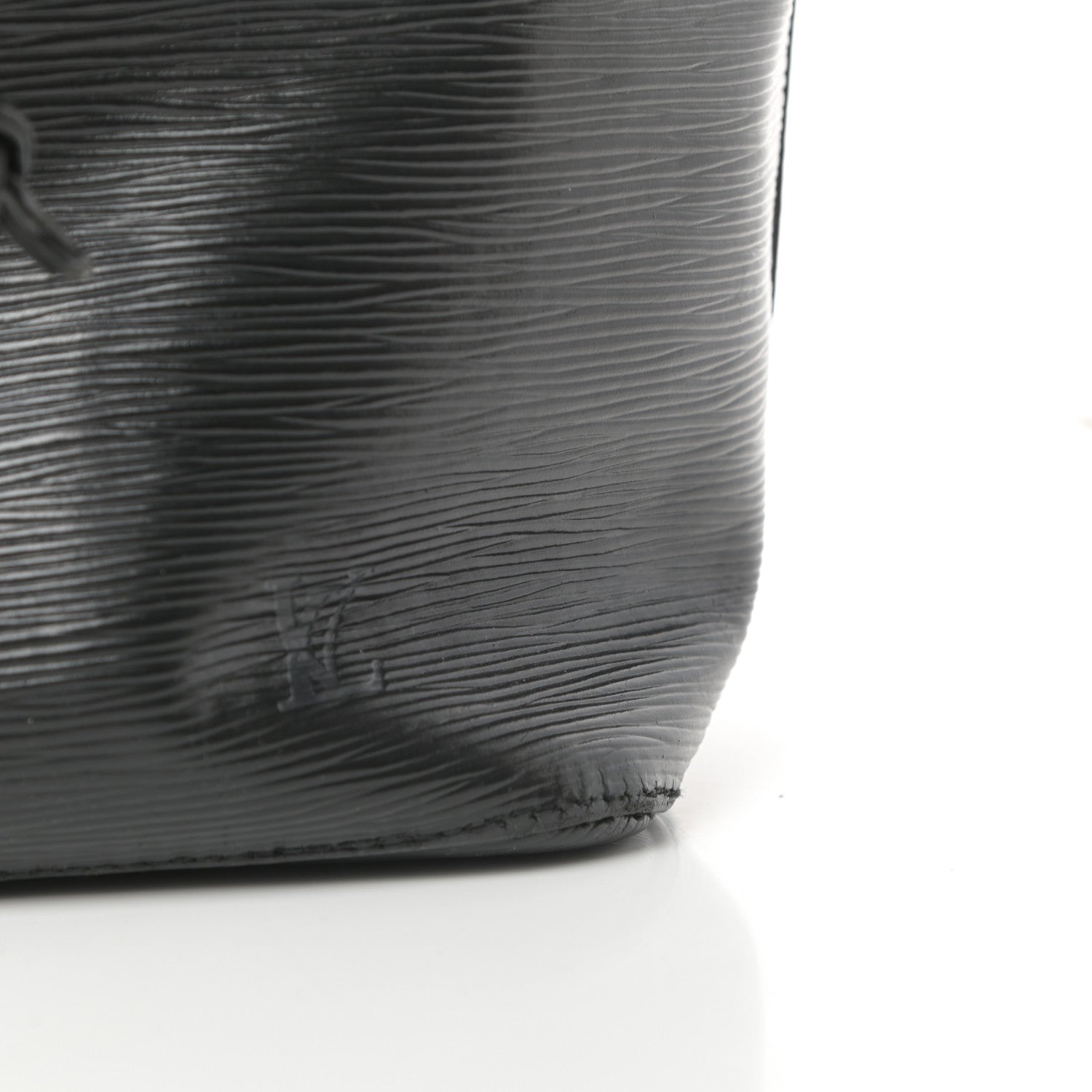 Louis Vuitton Epi Petit Noe Black 13 of 17