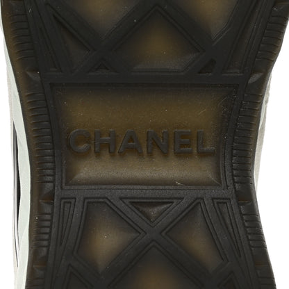 Chanel Velvet Calfskin Mixed Fibers CC Sneakers 36 White Black 7 of 9