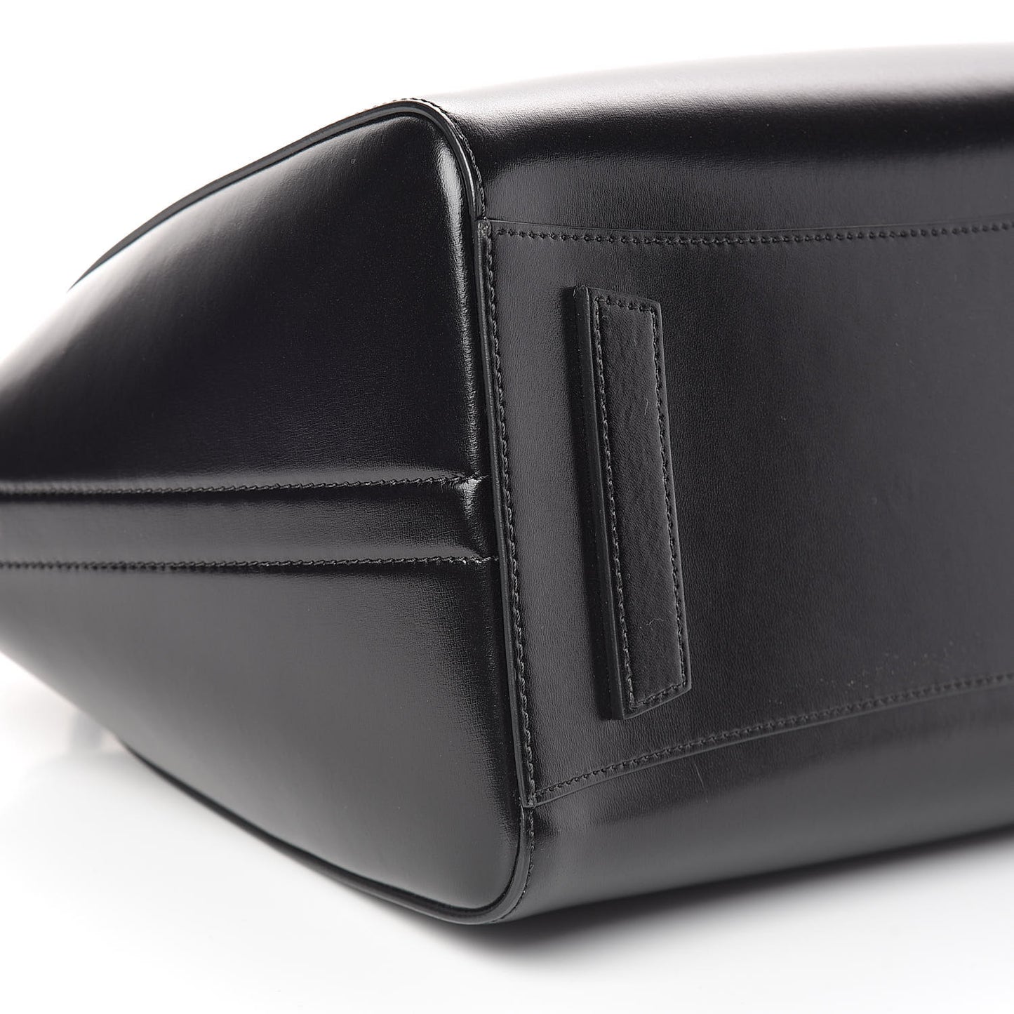 Shiny Lord Calfskin Medium Antigona Black