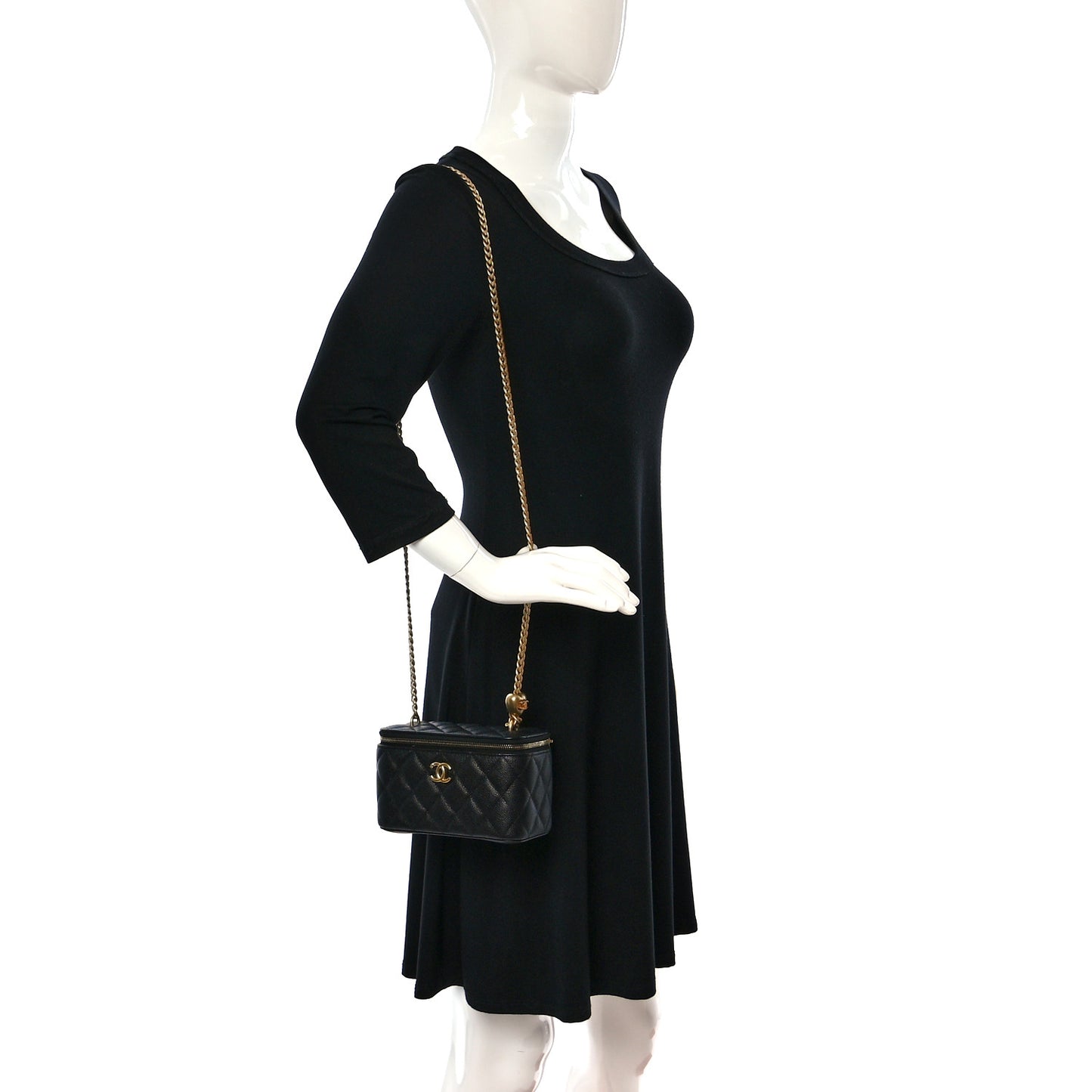 Caviar Quilted Sweetheart Vanity Case Black