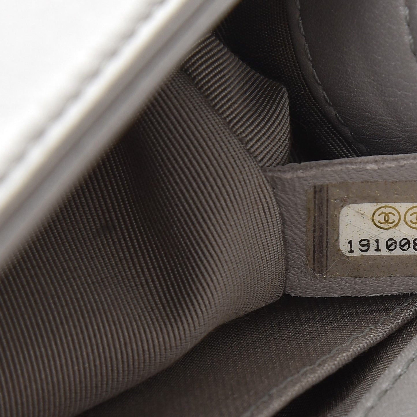 Lambskin Quilted Medium Boy Flap Grey