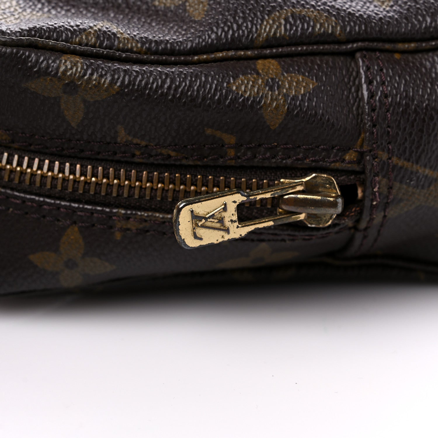 Louis Vuitton Monogram Trousse Toilette 23 11 of 11