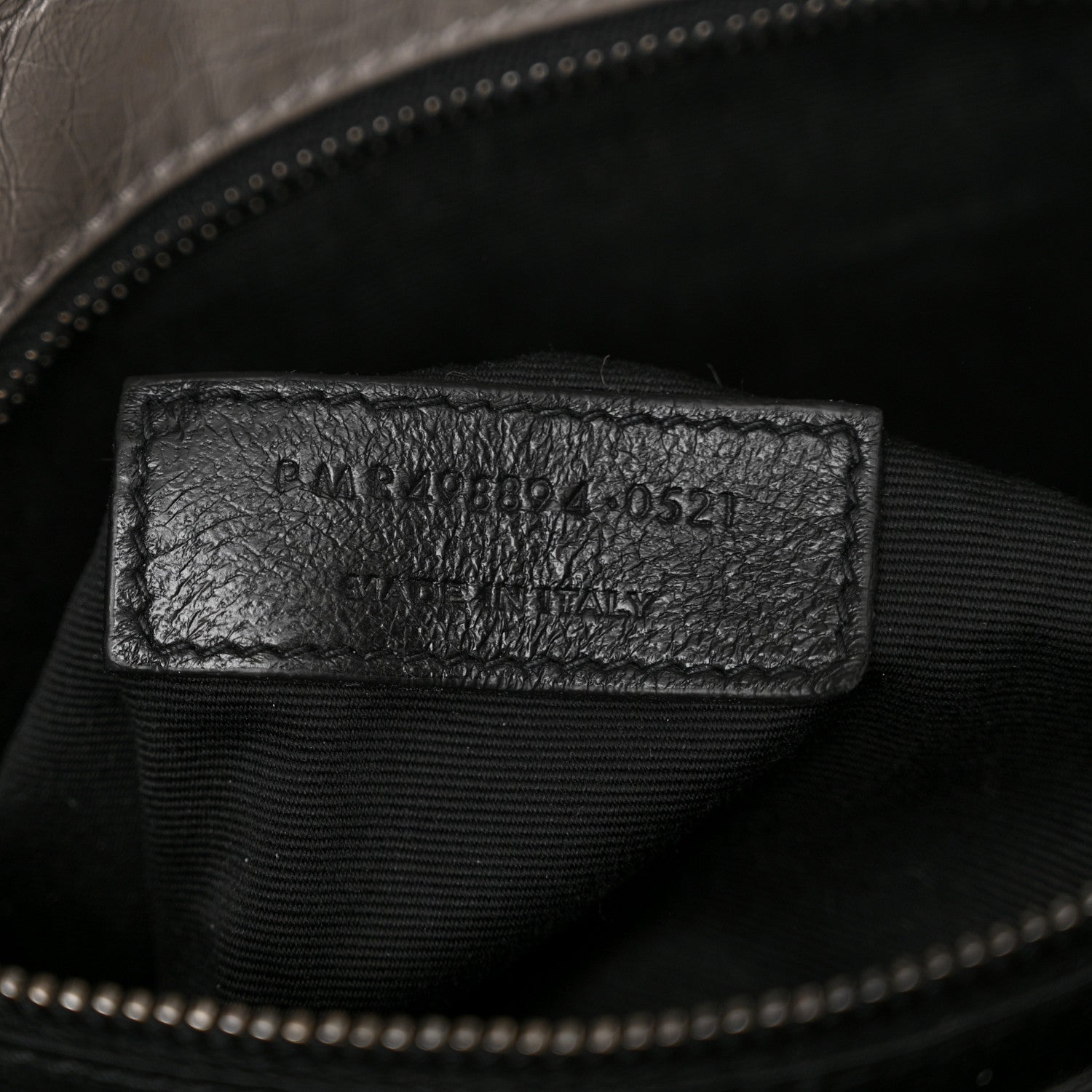 Saint Laurent Crinkled Calfskin Matelasse Monogram Medium Niki Chain Satchel Light Gray 7 of 14