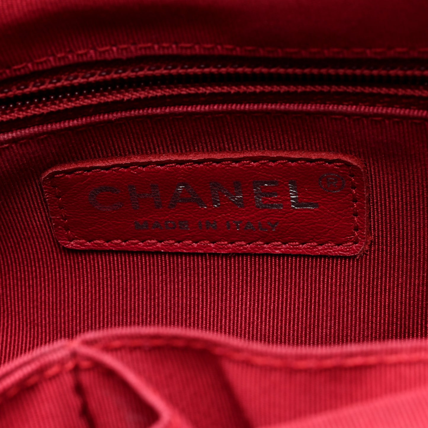 Aged Calfskin Quilted Medium Gabrielle Hobo Black