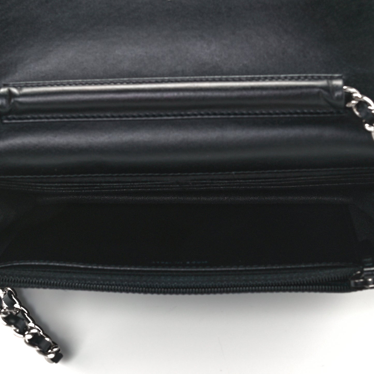 Patent Quilted Wallet On Chain WOC Navy