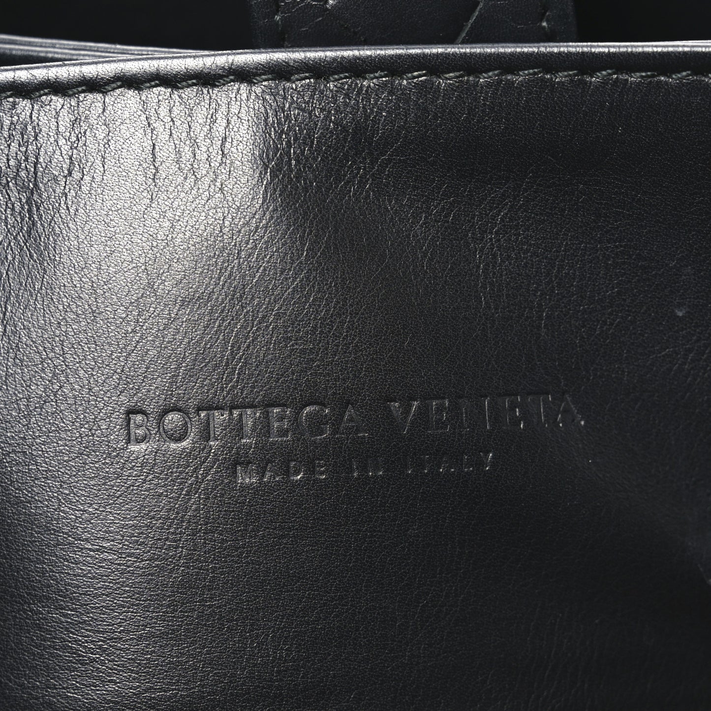 Nappa Intrecciato Medium Roma Tote Black