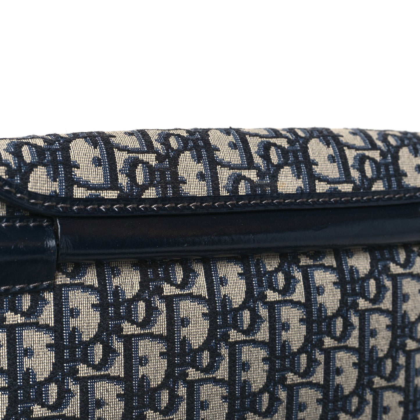 Oblique Medium Bobby Flap Blue