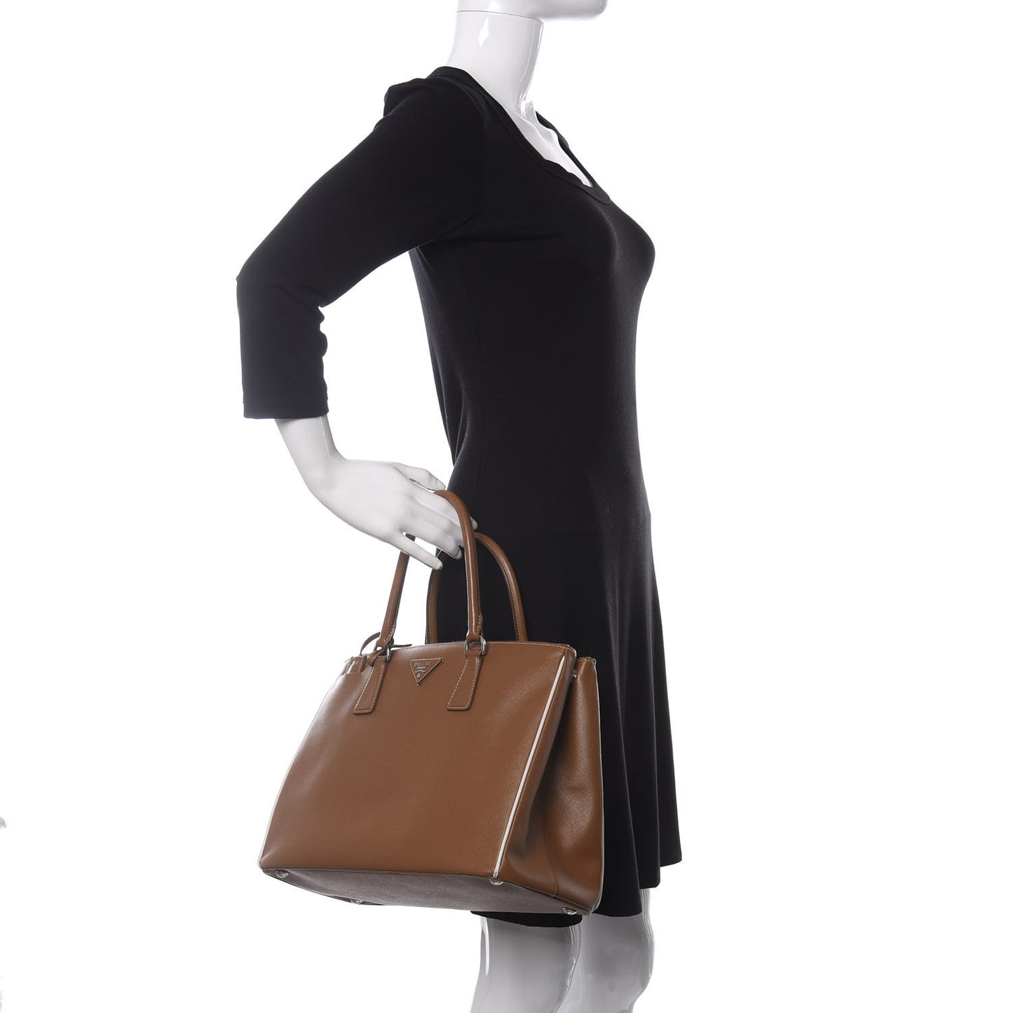 Saffiano Medium Galleria Double Zip Tote Cannella Talco