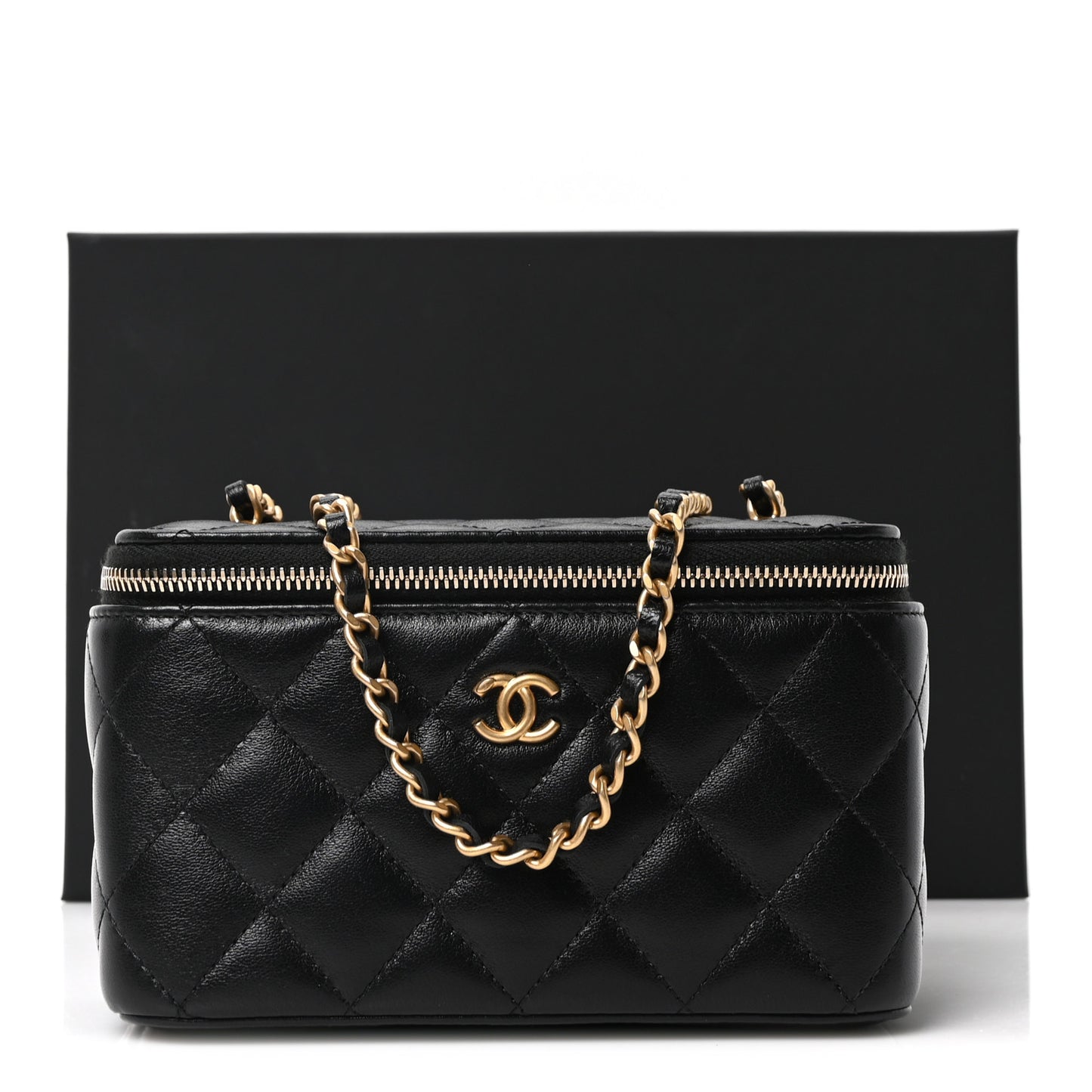 Lambskin Quilted Pearl Crush Small Vanity Case With Chain Black