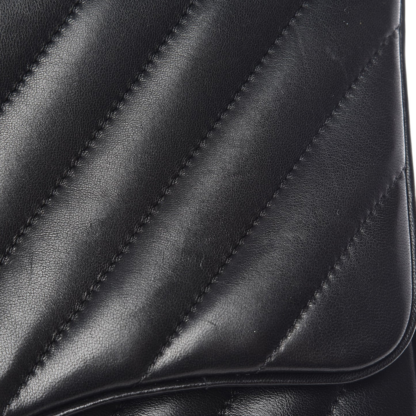 Lambskin Chevron Jumbo Leo Lion Flap Black