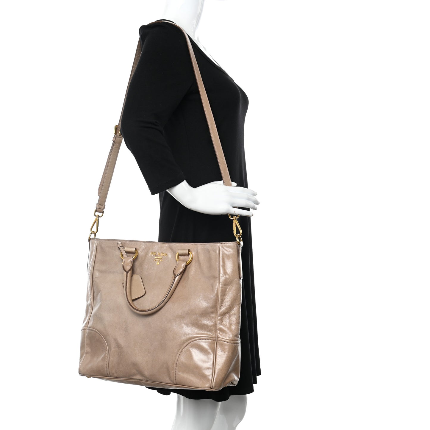 Vitello Shine Shopping Satchel Argilla