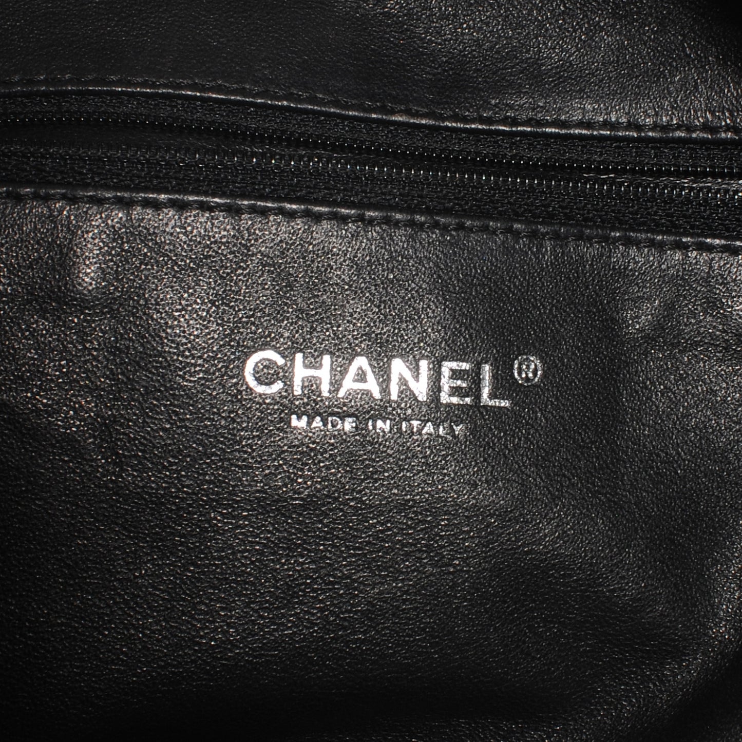 Calfskin Luxe Ligne Tote Black