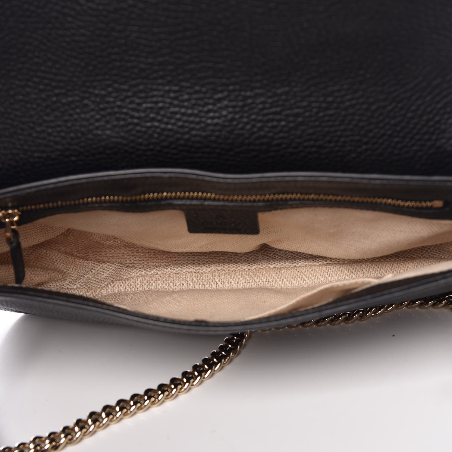 Gucci Pebbled Calfskin Medium Soho Flap Crossbody Black 5 of 10