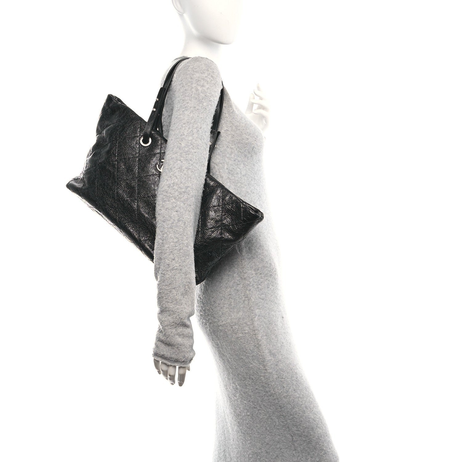 Chanel Glazed Calfskin Large On The Road Tote Black 2 of 10