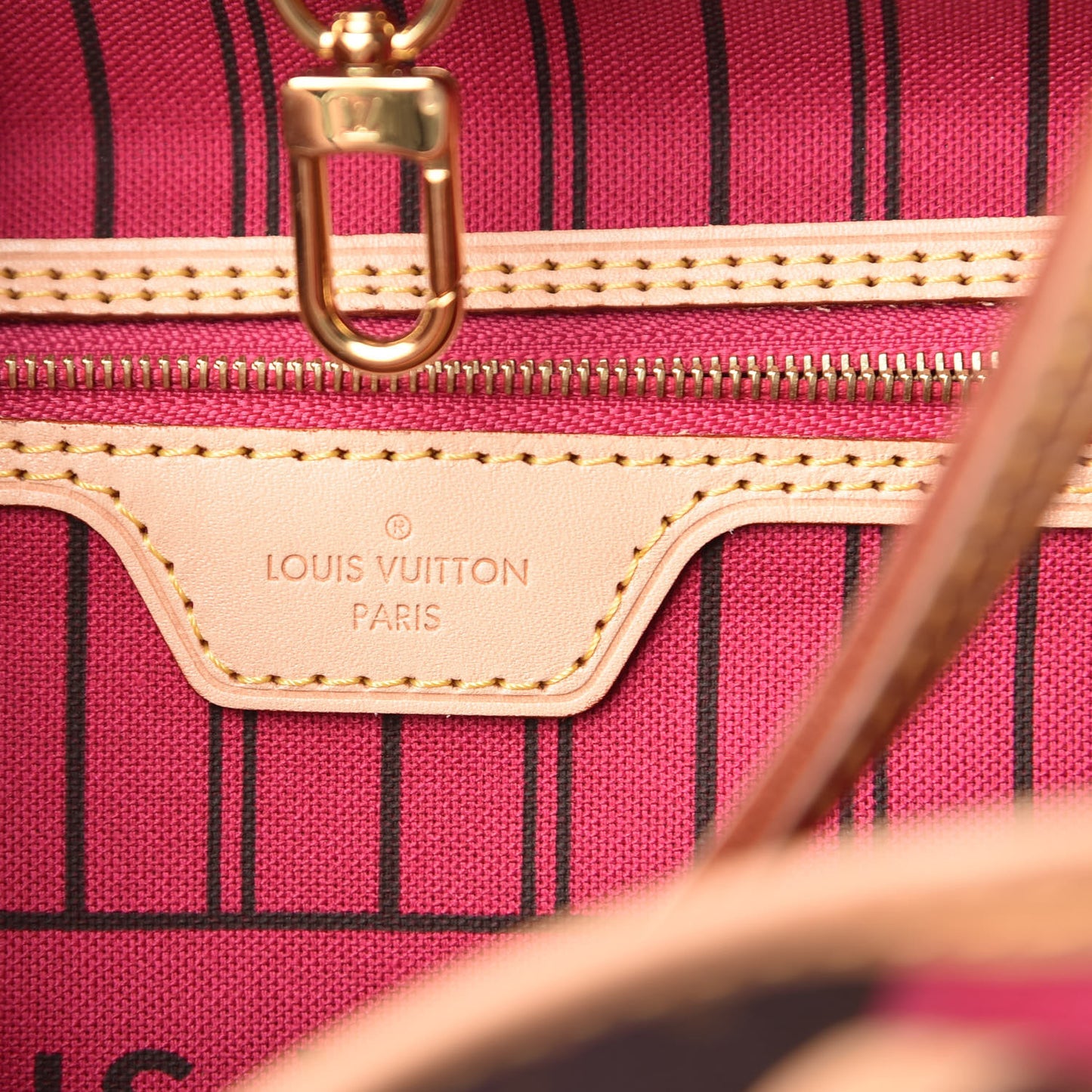 Monogram Hawaii V Neverfull MM Hot Pink