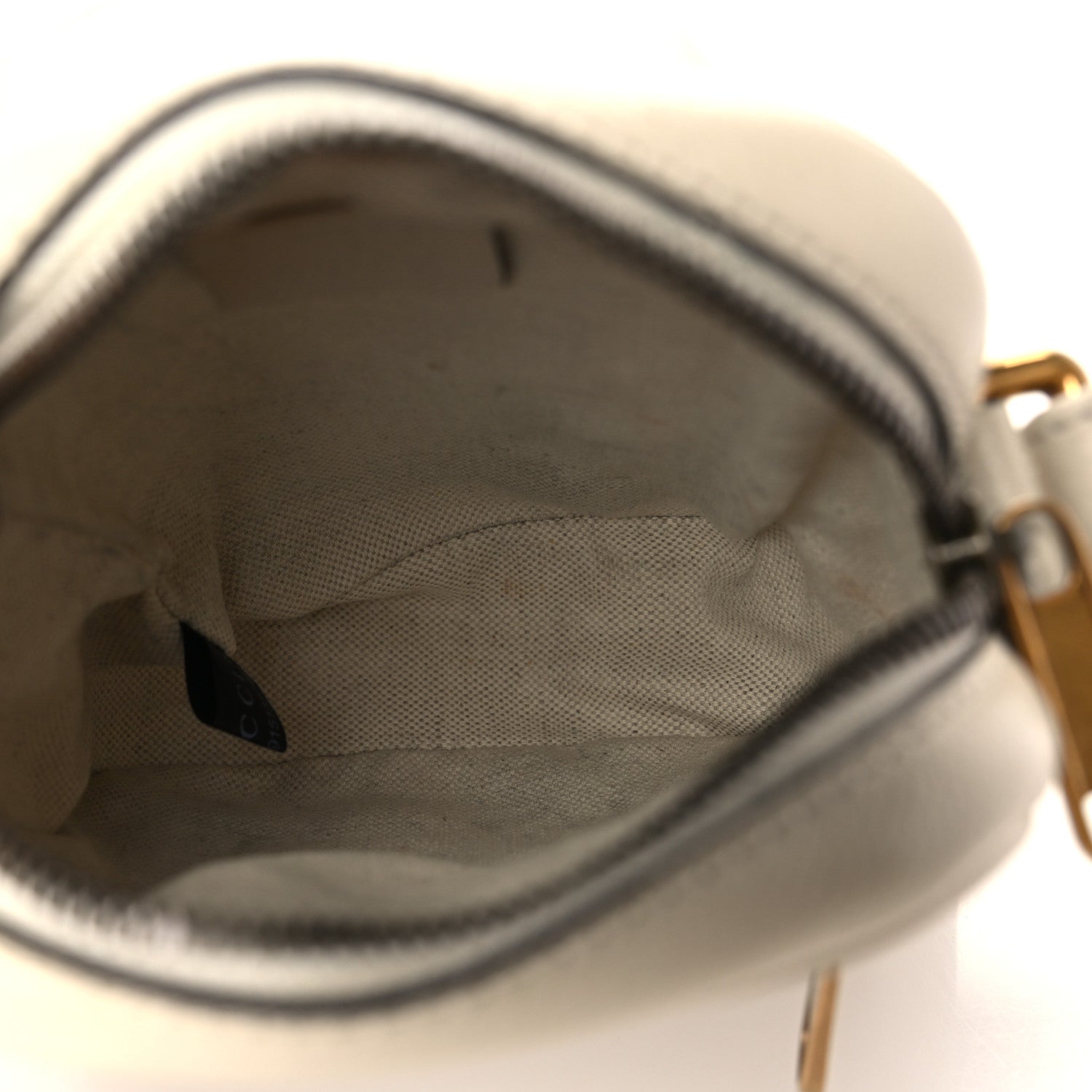 Gucci Grained Calfskin Mini Logo Messenger Bag White 5 of 7