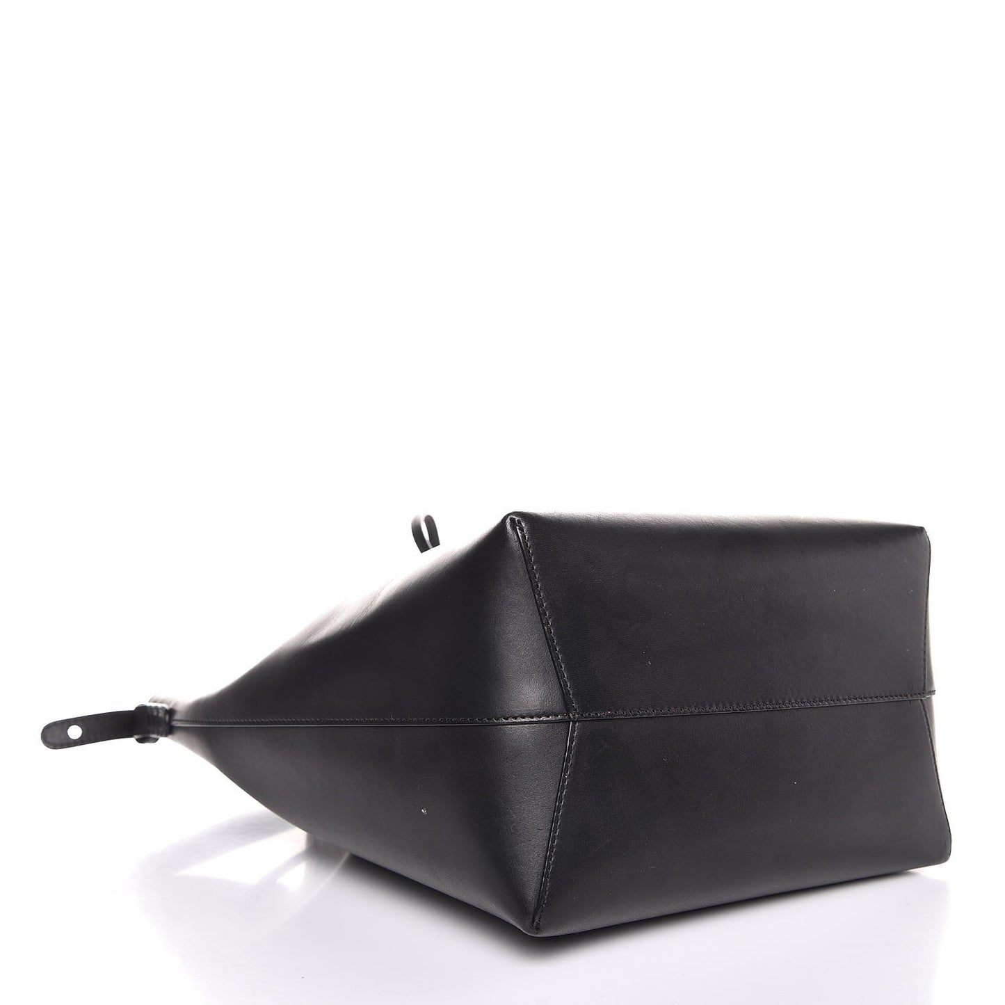 Vegetable Tanned Calfskin Bucket Bag Black Flamma