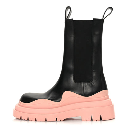 Bottega Veneta Calfskin The Tire Chelsea Boots 38 Black Peachy 1 of 6