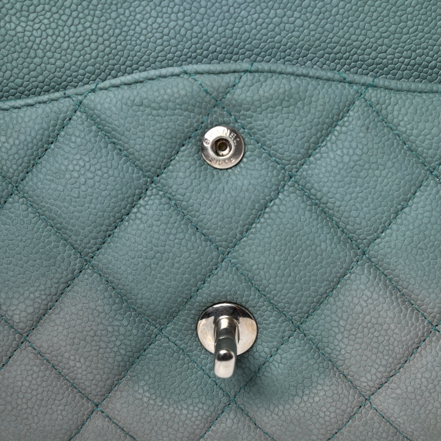 Iridescent Caviar Quilted Jumbo Double Flap Turquoise