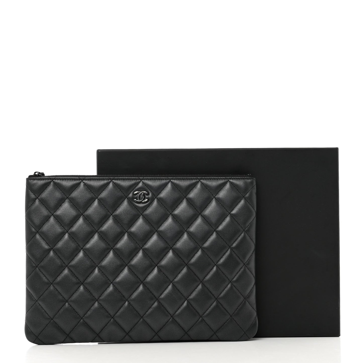 Pearly Lambskin Quilted Medium Cosmetic Case So Black
