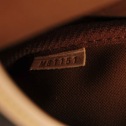 Louis Vuitton Monogram Saumur MM 6 of 7