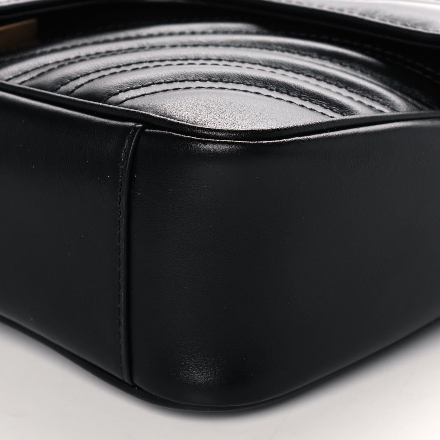 Calfskin Matelasse Small GG Marmont Shoulder Bag Black