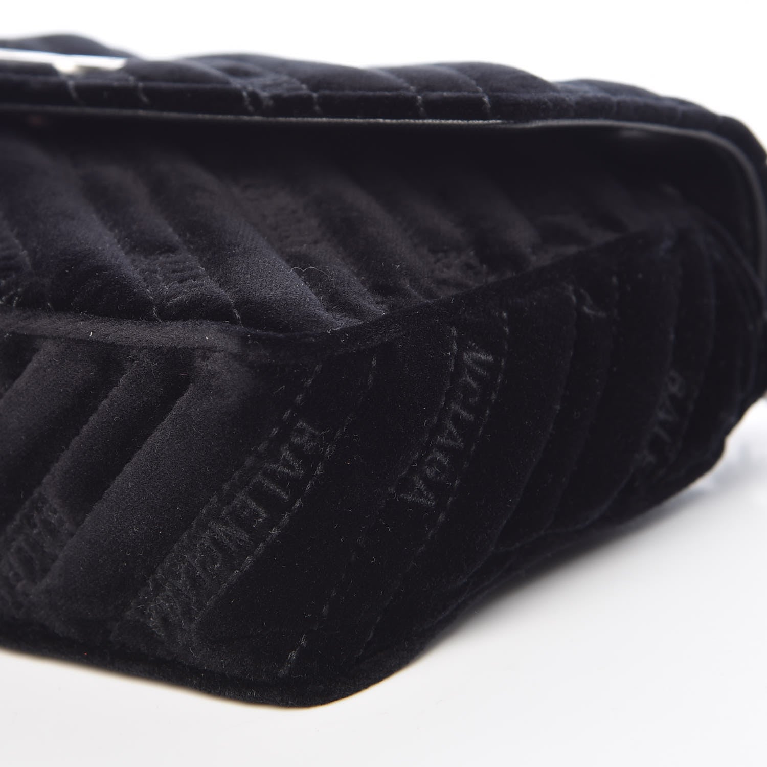 Balenciaga Velvet Logo Matelasse BB Chain Wallet Black 6 of 11