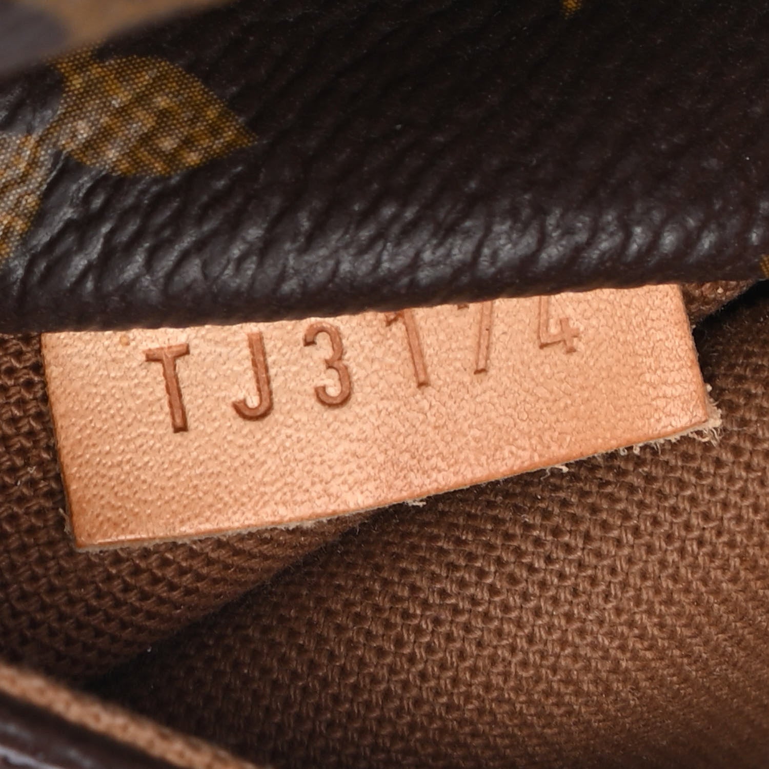 Louis Vuitton Monogram Totally MM 6 of 10