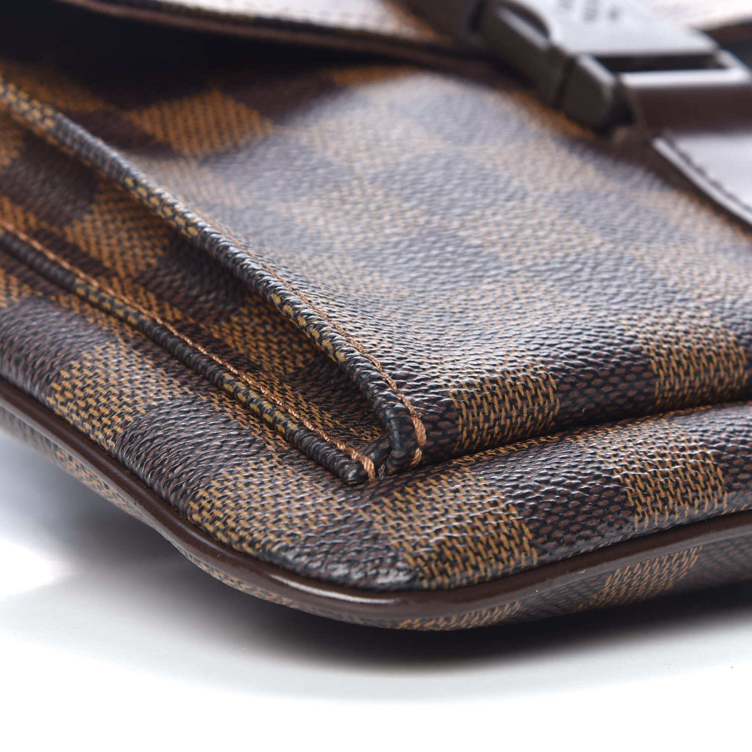Louis Vuitton Damier Ebene Pochette Melville 7 of 8