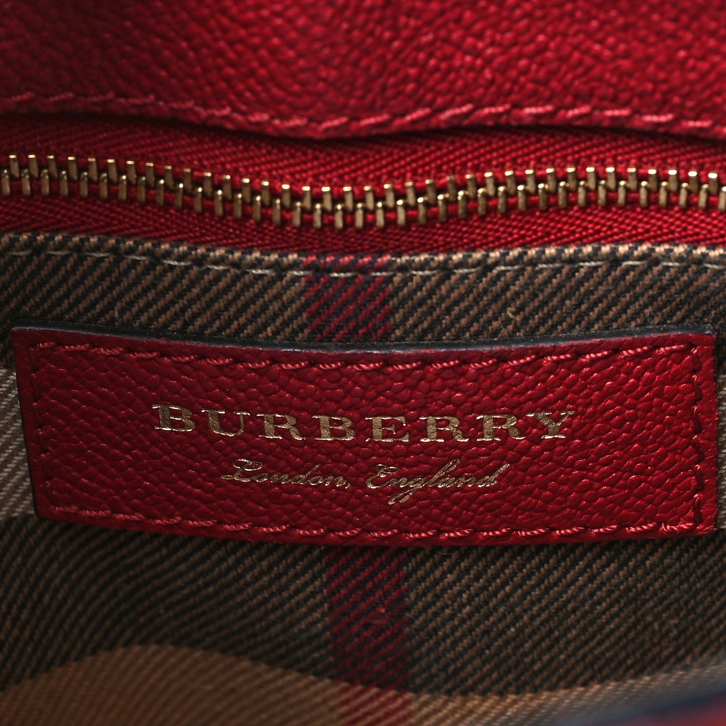 Soft Grain Calfskin Small Buckle Tote Parade Red