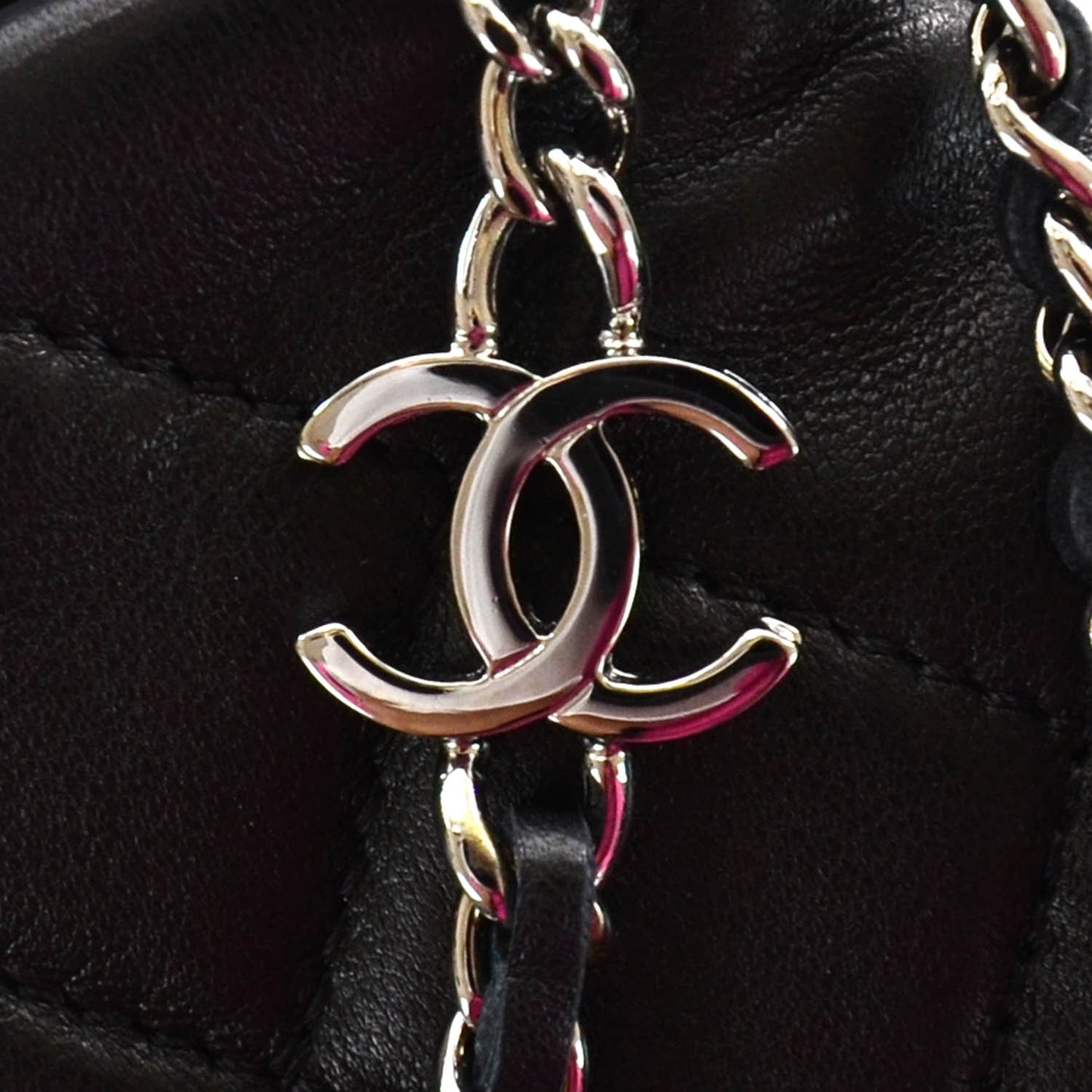 Lambskin Quilted Camellia Wristlet Black