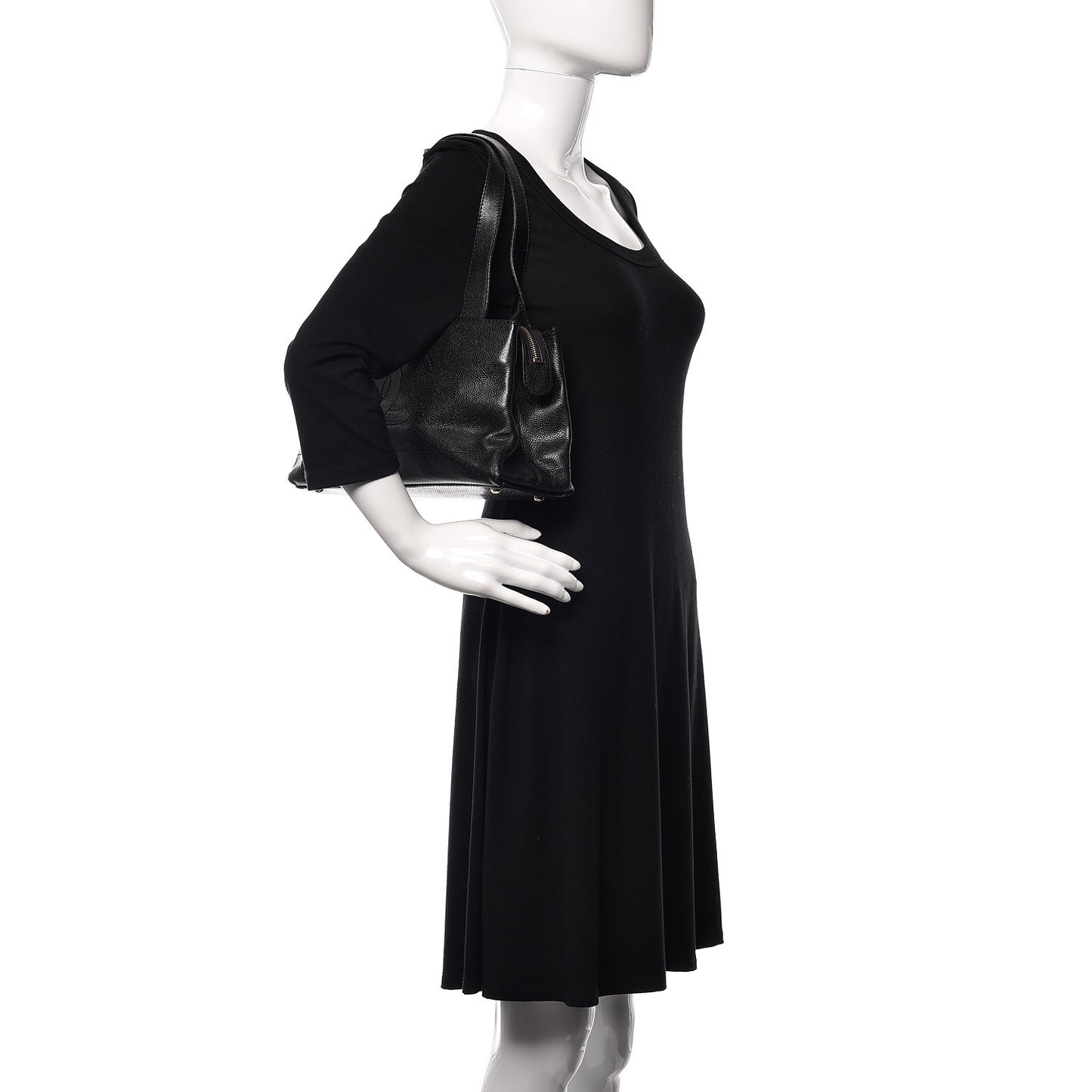 Caviar CC Shoulder Bag Black