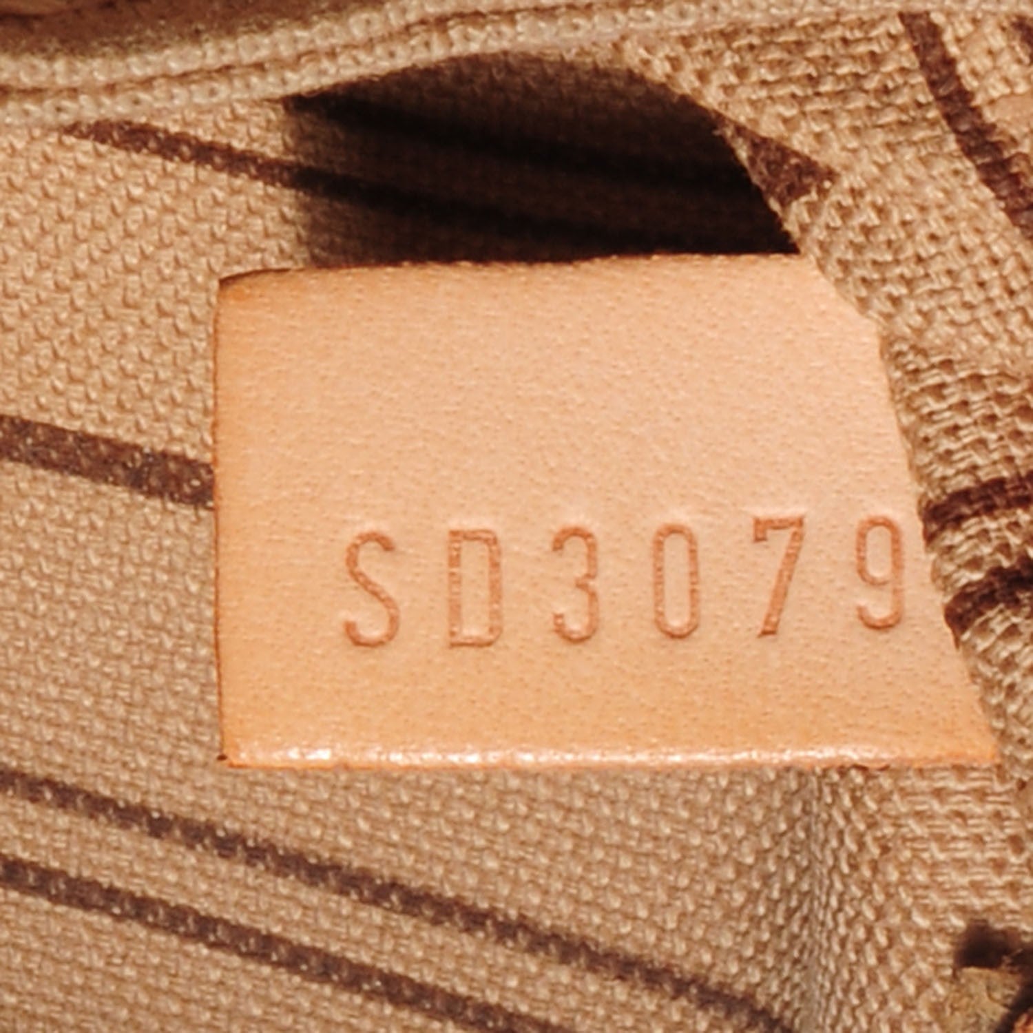 Louis Vuitton Monogram Neverfull MM 6 of 7