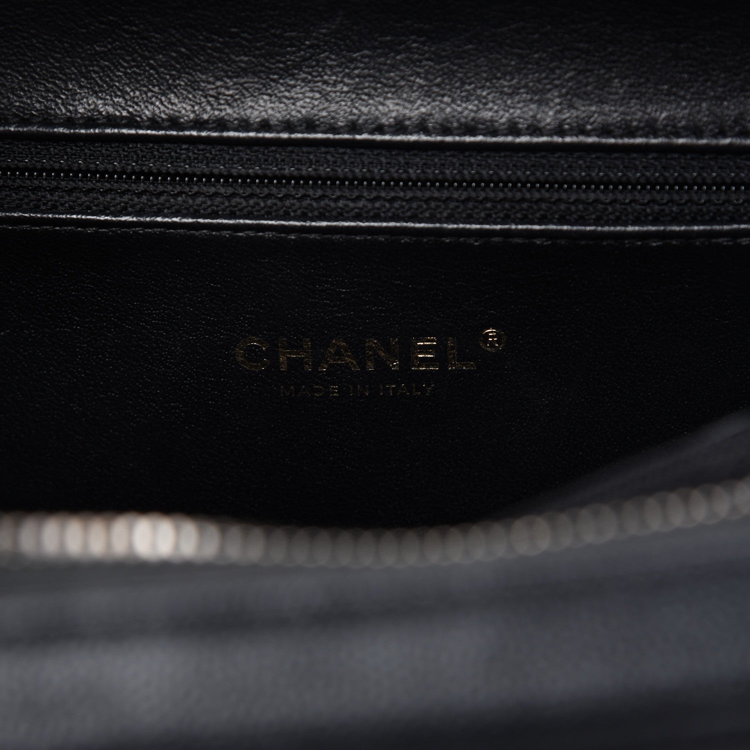 Chanel Caviar Quilted Medium CC Filigree Vanity Case Black 8 of 10