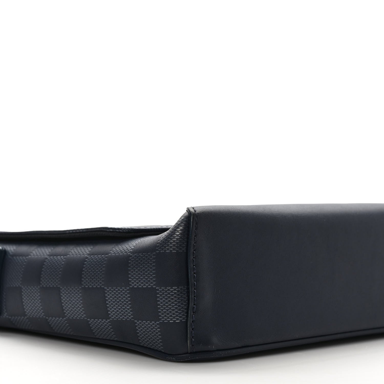 Louis Vuitton Damier Infini District PM Astral Silver 7 of 9
