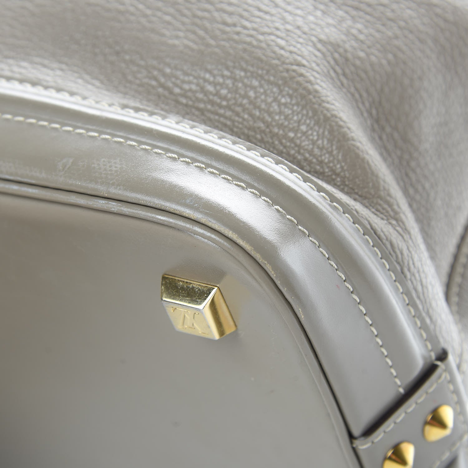 Louis Vuitton Suhali Lockit MM Greige 11 of 19