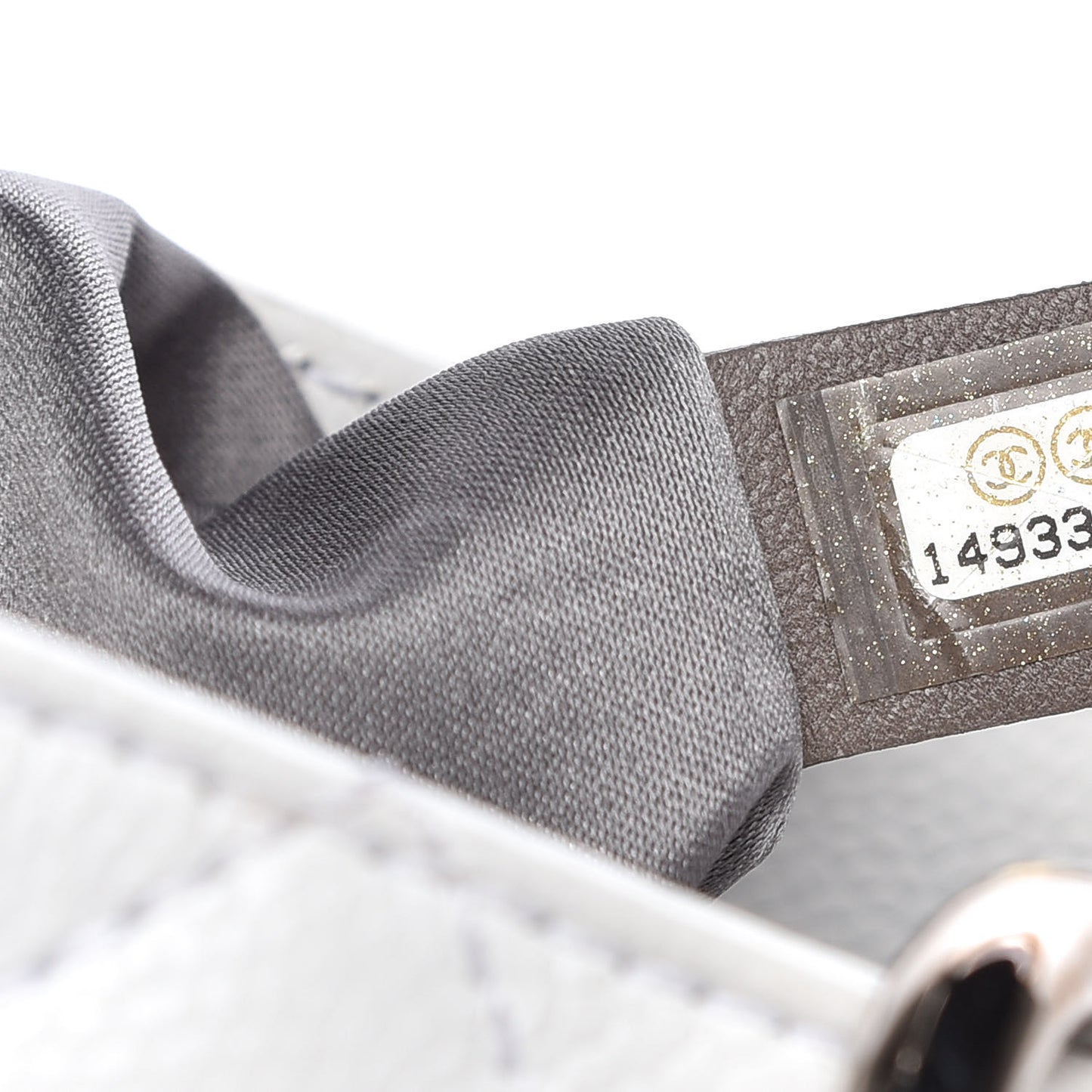 Caviar Quilted Grand Shopping Tote GST White