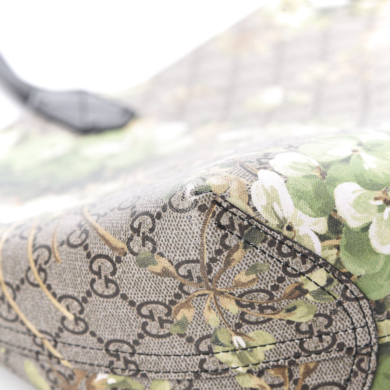 Gucci GG Supreme Monogram Blooms Medium Reversible Tote Beige New Military Black 16 of 17