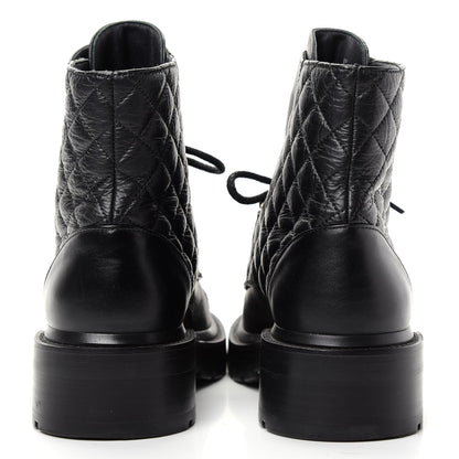 Chanel Shiny Goatskin Calfskin Quilted Lace Up Combat Boots 38 Black 7 of 10