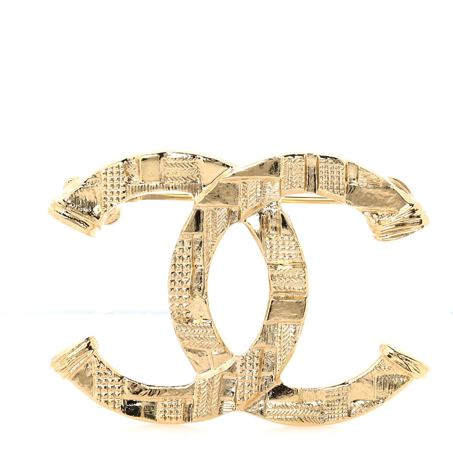Metal Tweed Effect CC Brooch Gold
