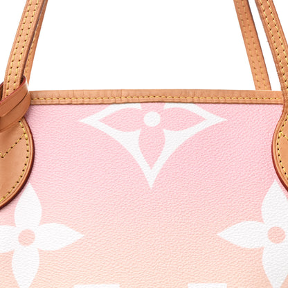 Louis Vuitton Monogram Giant By The Pool Neverfull MM Light Pink 7 of 9