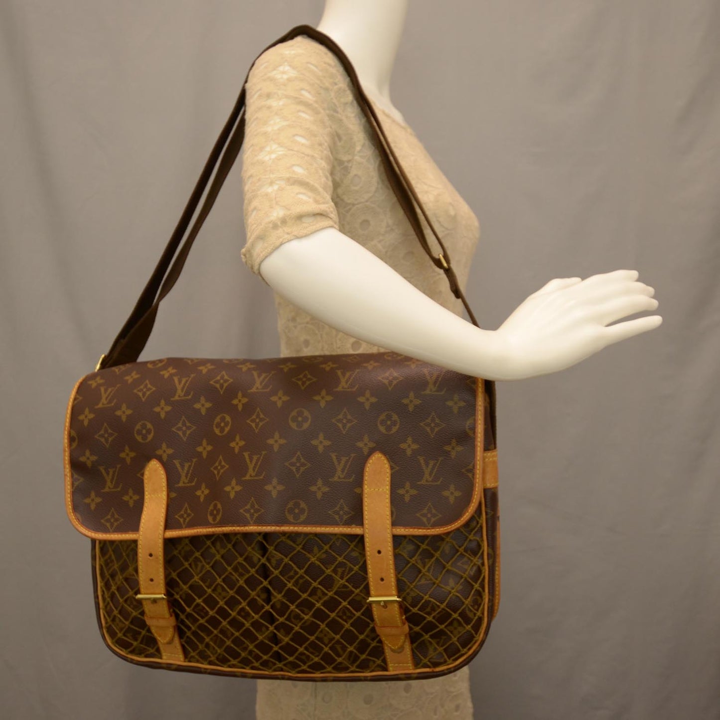 Monogram Congo MM Messenger Bag