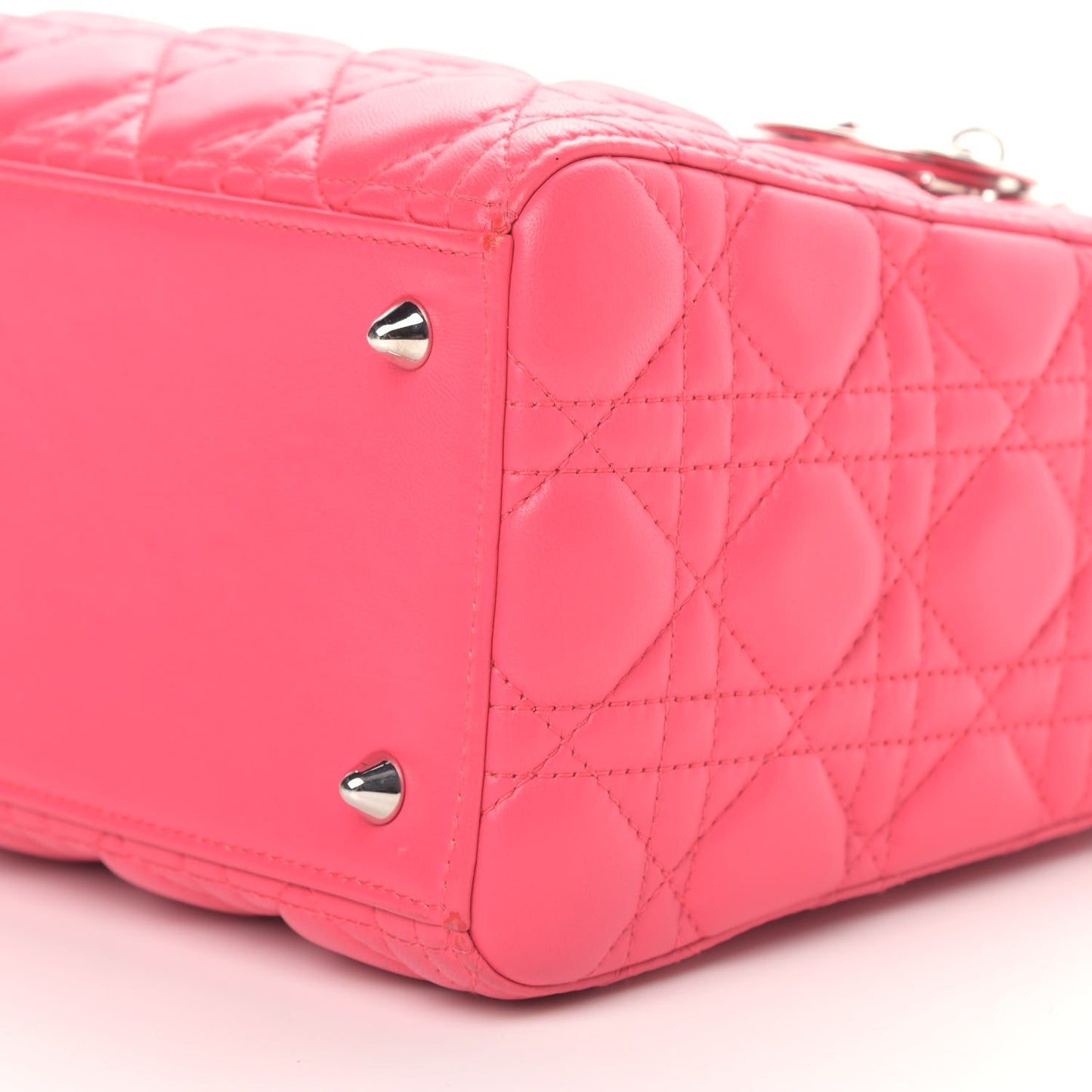 Lambskin Cannage Medium Lady Dior Fuchsia